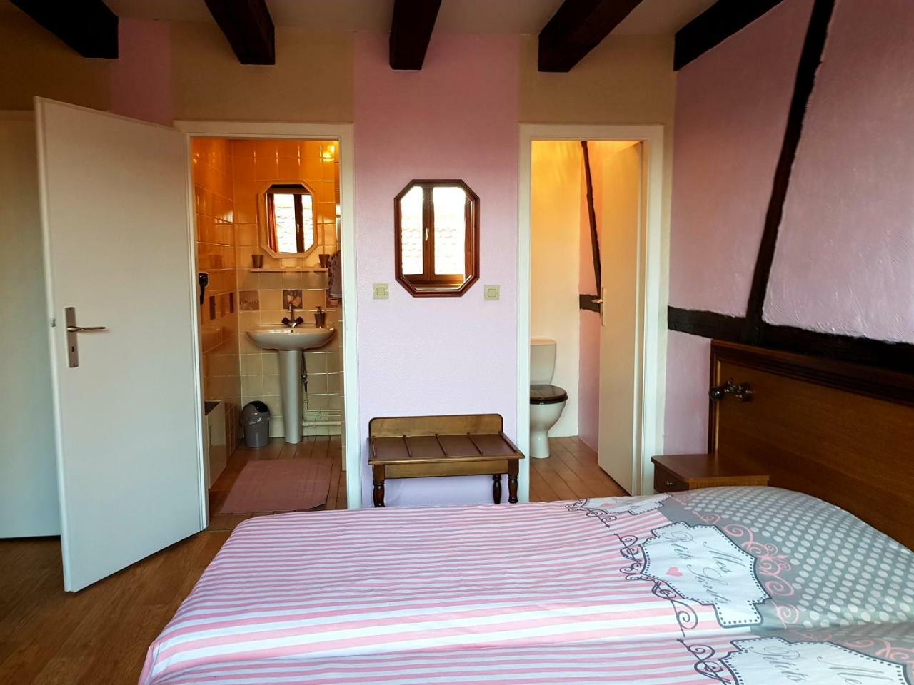 Bed and Breakfast Au Cep De Vigne Рикевір Екстер'єр фото